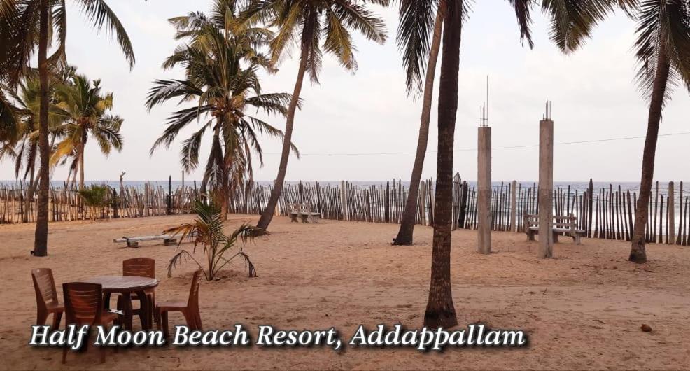 Half Moon Beach Resort Addaippallam ภายนอก รูปภาพ